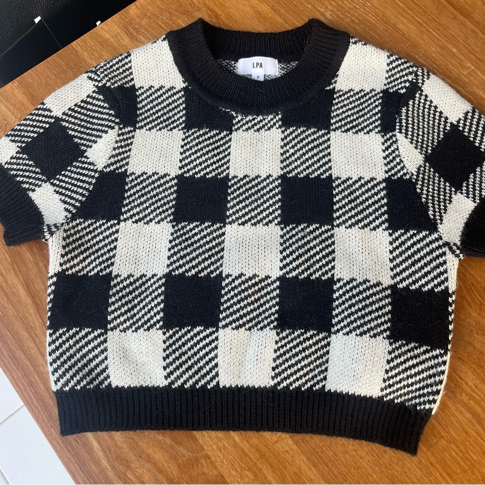 LPA FLOYD CROP SWEATER IN BLACK & IVORY CHECK